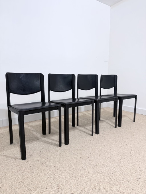 Set van 4 Matteo Grassi stoelen in zwart leer – Italiaans design