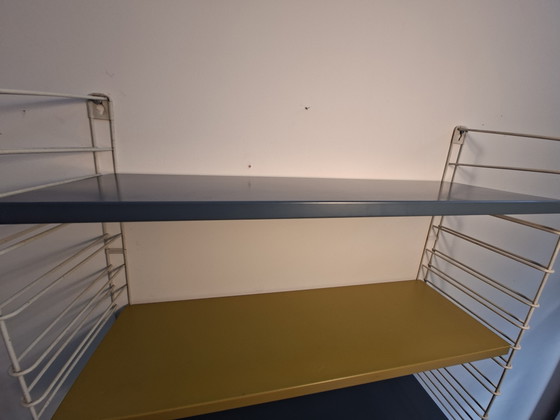Tomado Étagères murales, Vintage Dutch Design, Années soixante – Metal (photo 9 of 11)