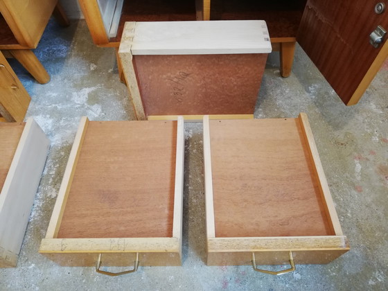 Image 1 of Tables de nuit luxueuses Mid Century Vintage Sideboards
