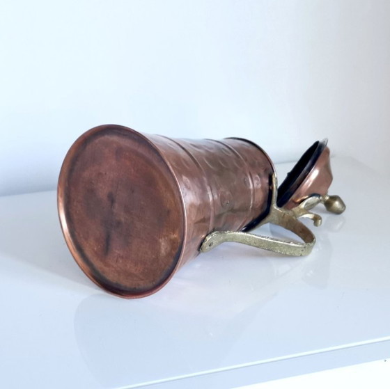 Image 1 of CAFFETTIERA ANTICA ARTIGIANALE IN RAME E OTTONE