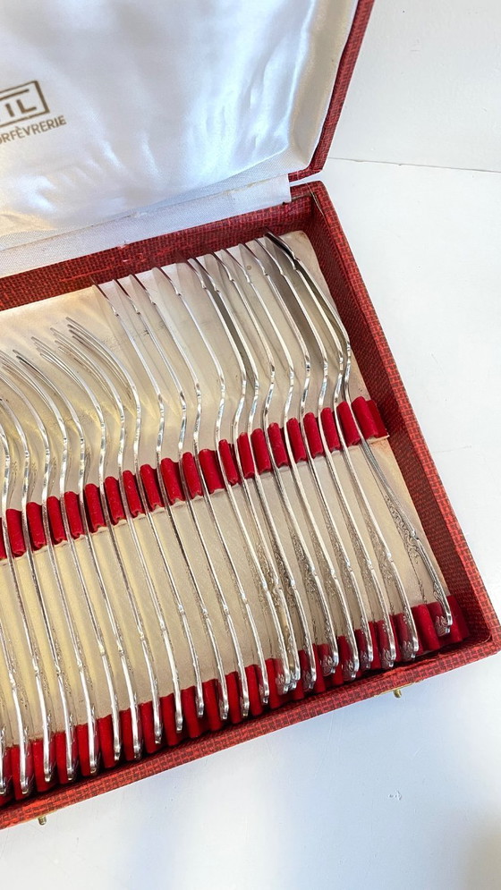 Image 1 of 12 Fourchettes 12 Couteaux à Poisson PLATIL Métal Argenté 