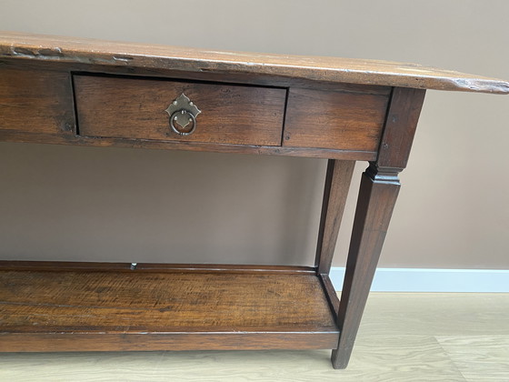 Image 1 of Stylish site table