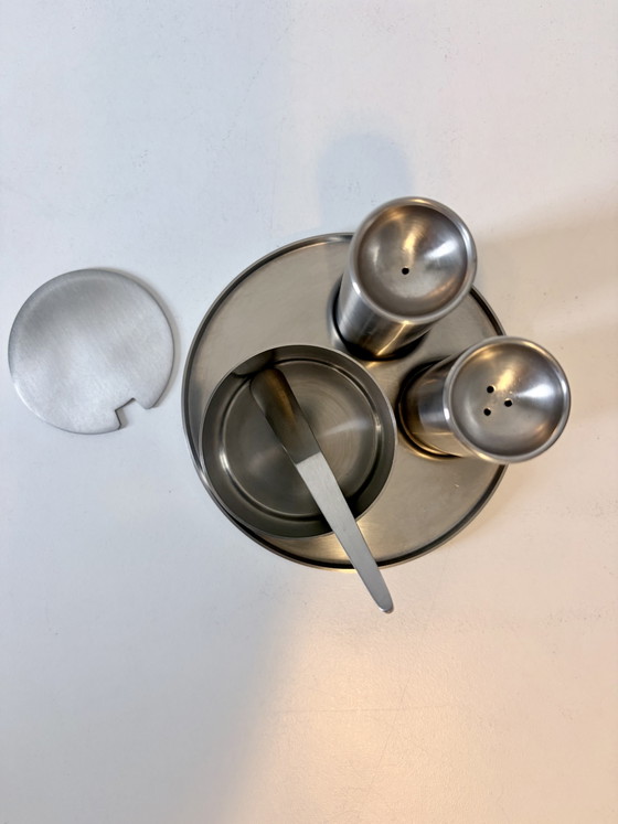Ensemble poivrier, salière et moutardier Stelton par Arne Jacobsen. – Accessoires de table, rvs (photo 4 of 8)