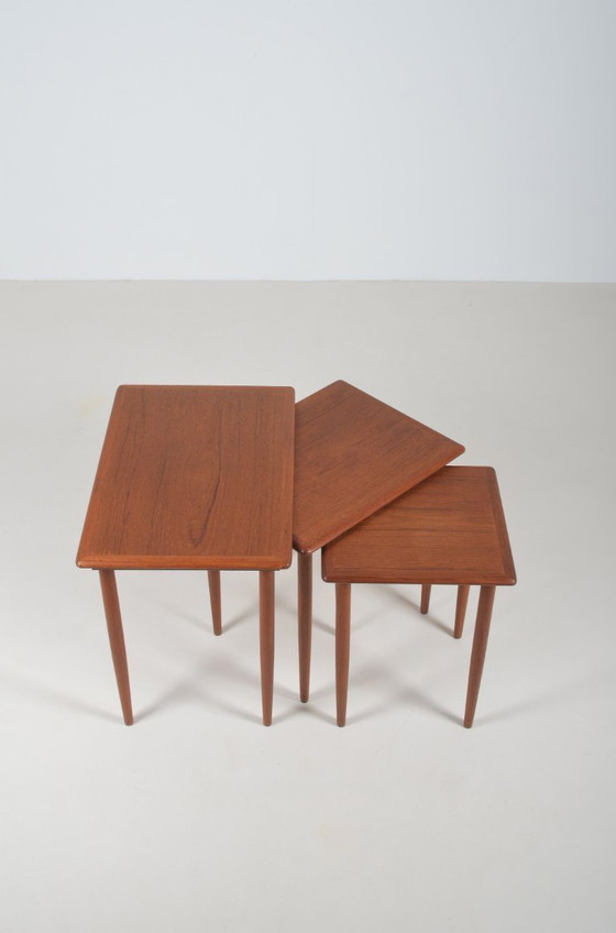 Image 1 of Set van 3 Deense neststafels in teak, jaren '60