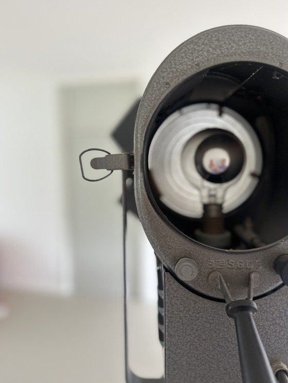 Image 1 of Cremer Paris Theaterlampe auf Ständer ca. 1940