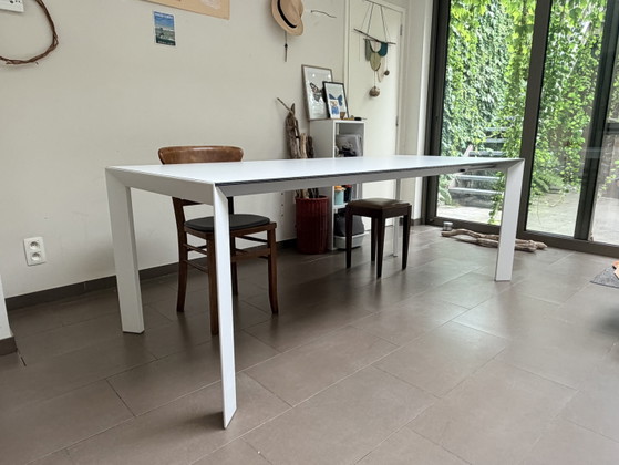 Kristalia Nori Esstisch – Esstische, Aluminium, Other (photo 2 of 15)
