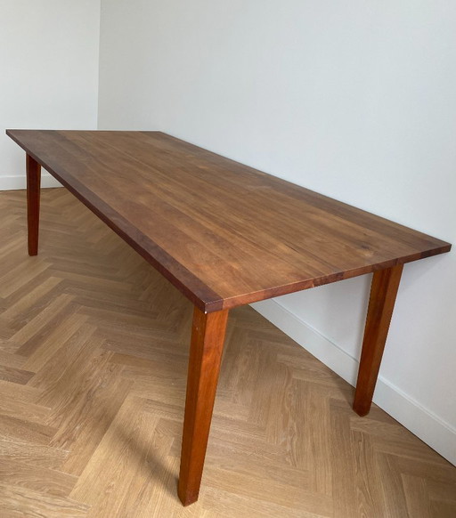 table de salle à manger en bois de cerisier massif