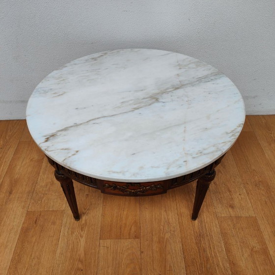 Image 1 of Tavolino da caffè rotondo vintage Regency in stile Impero con piano in marmo