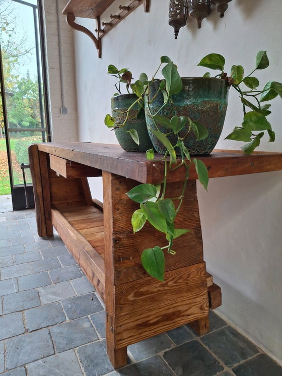 Image 1 of Schöne restaurierte Werkbank