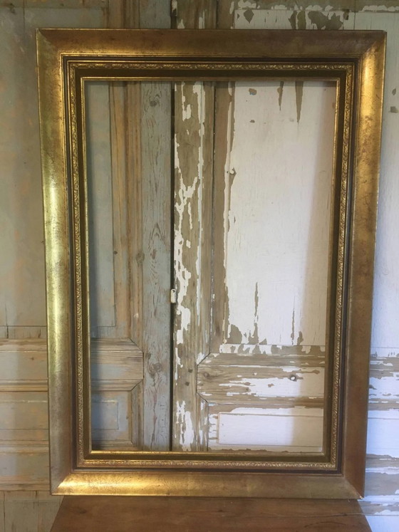 Cornice dorata in legno e stucco 110x78 – Decorazioni murali, Velluto (photo 10 of 11)