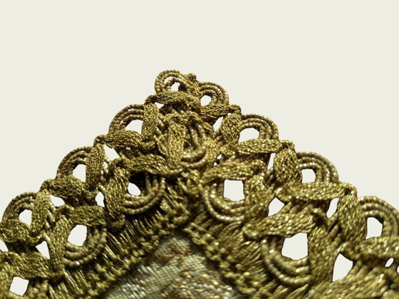 Image 1 of Vintage placemat met bloemenpatroon en gouden rand – jaren 70/80, 20x20 cm