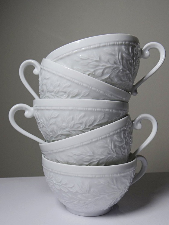 Juego de 6 tazas de porcelana blanca Bernardaud Limoges con diseño Louvre. – Loza, Porcelain (photo 11 of 12)