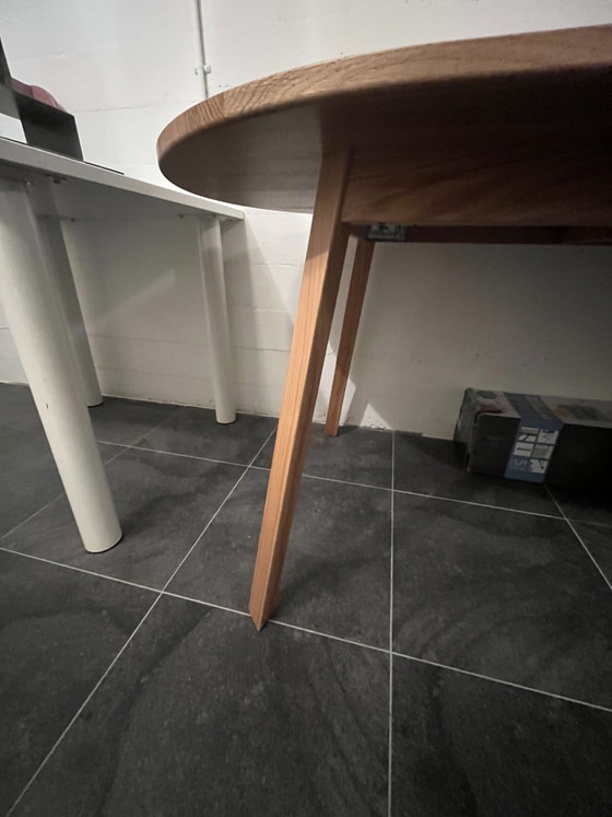 Image 1 of Table à pieds triangulaires HAY