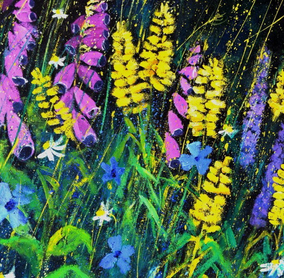 Image 1 of Garden flowers