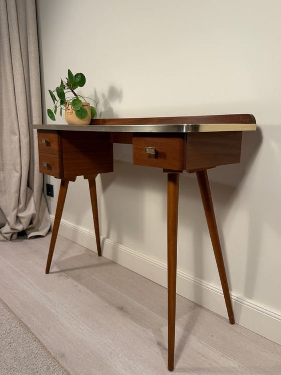 Beautiful Vintage Mid-Century Desk / Dressing table, 1950s/60s, Wood, Brown (photo 4 of 8)