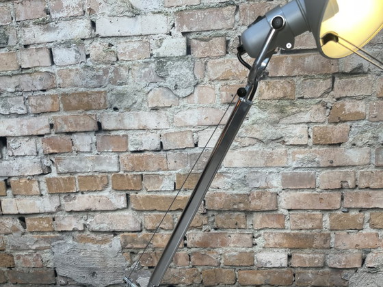 Artemide Tolomeo, Aluminium | Michele De Lucchi, Lampadaires, Métal, Argenté, Modern (photo 2 sur 6)