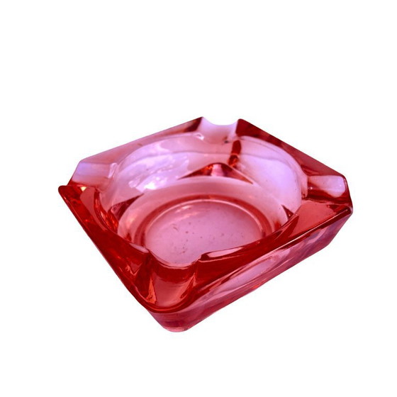 Image 1 of Posacenere in vetro rosso/salmone HSG Ząbkowice, Polonia 1970