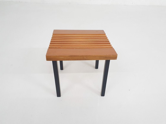 Image 1 of Petite table d'appoint en bois et métal, Pays-Bas, années 1960