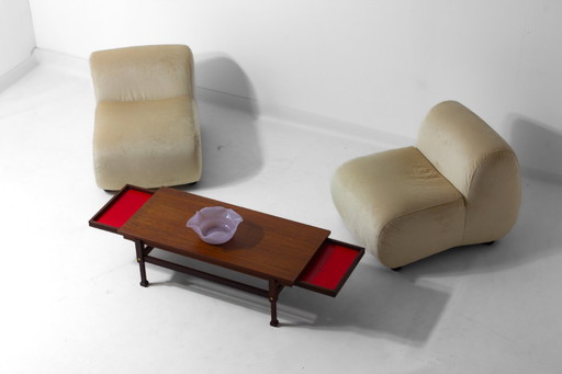 Coffee table with hidden drawers