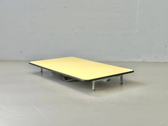 Image 1 of Gelber Innovativer Kelko Klapptisch