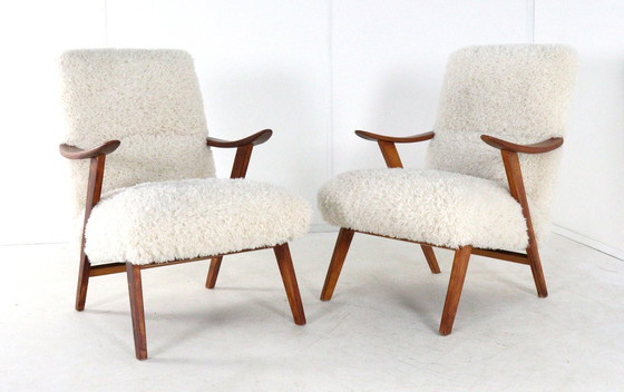 Image 1 of Poltrona vintage imbottita color crema modello 'Almere' | 2 pezzi disponibili