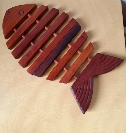 Wooden fish trivet