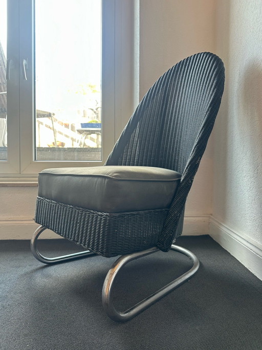 Cantilever Wicker Armchair Model M.B.T.B., Lloyd Loom, W. Lusty & Sons, 1930s