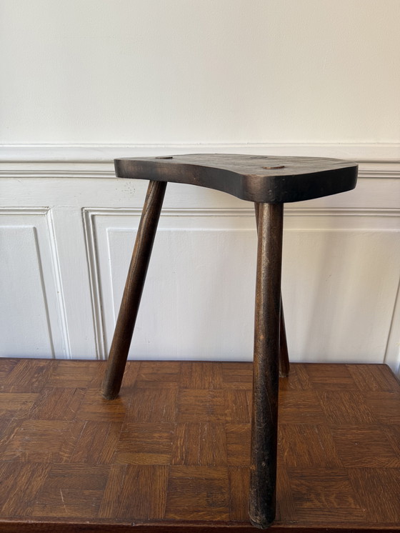 Image 1 of Sgabello alto a treppiede in legno massello