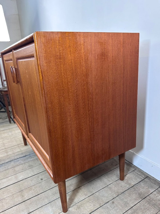 Image 1 of Mueble de almacenamiento escandinavo de teca de la década de 1970 de RT Moëbel