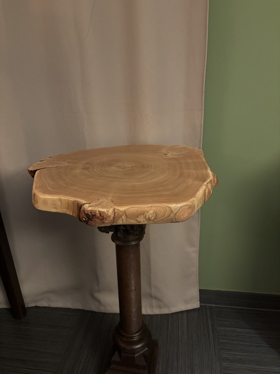 Mesa auxiliar Upcycling Única – Confesionario de Roble Macizo & Gleditsia – Mesas auxiliares, Wood (photo 6 of 7)