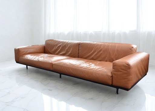 Divano dal design esclusivo Arflex Naviglio Umberto Asnago