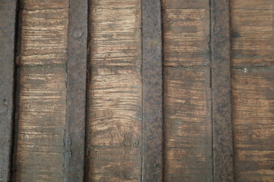 Image 1 of Antico tavolo indiano a carretto con ottone e ferro - c.1800, oggetto Wabi-Sabi