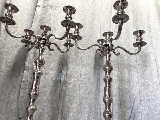 Image 1 of Paar große, versilberte Metallkerzenständer/Kerzenhalter