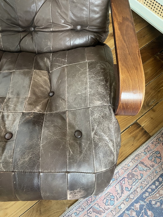 Image 1 of Fauteuil Scandinave 1970 Bois Laminé Courbé Assise en Cuir