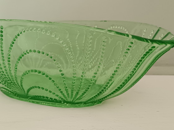 Image 1 of Scale in uranium glass