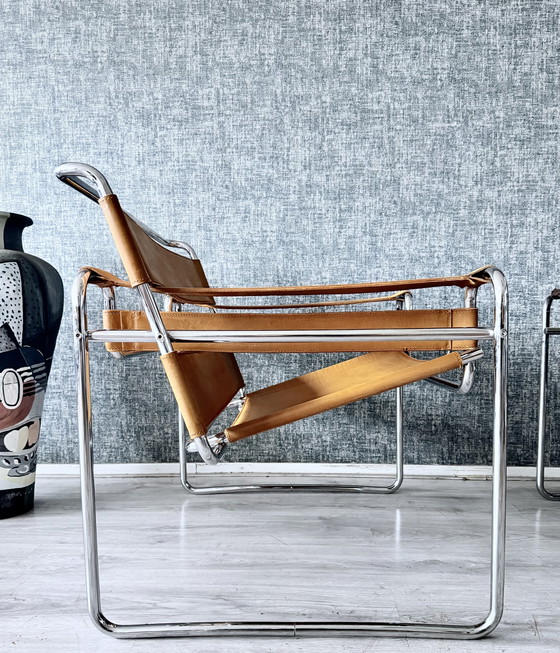 Image 1 of Fasem Wassily / B3 fauteuil – Cognacbruin leer – jaren 80 – Chroom