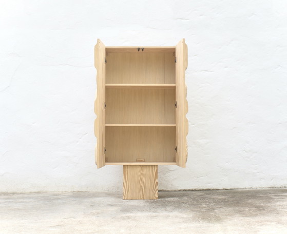 Armario auxiliar Kelhek – Tom Heywood, Mueble bar, Madera (photo 5 of 10)