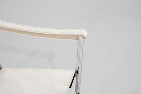 Image 1 of De "LC1"-fauteuil van Le Corbusier voor Cassina, Italië, 1929.