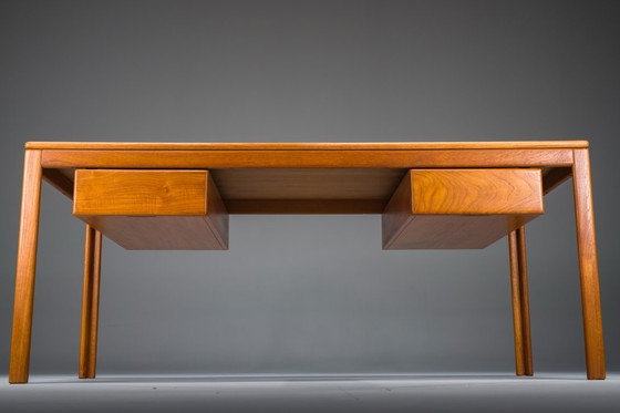 Image 1 of Mid-Century Modern Teak Schreibtisch, 1970er Jahre