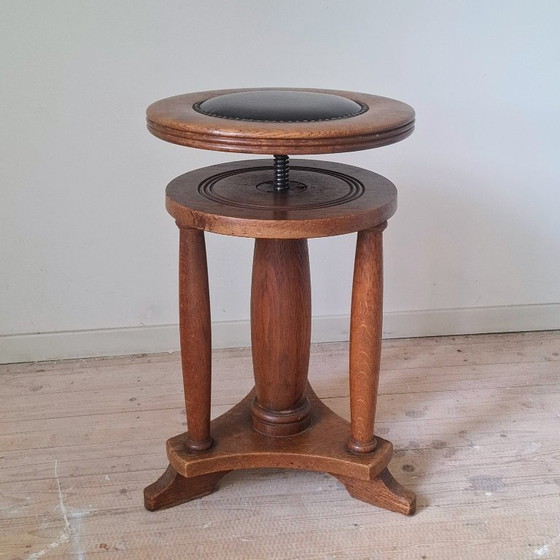 Antiker Klavierhocker aus Holz mit Schraubmechanismus – Art-Deco-Stil – Wood (photo 4 of 5)
