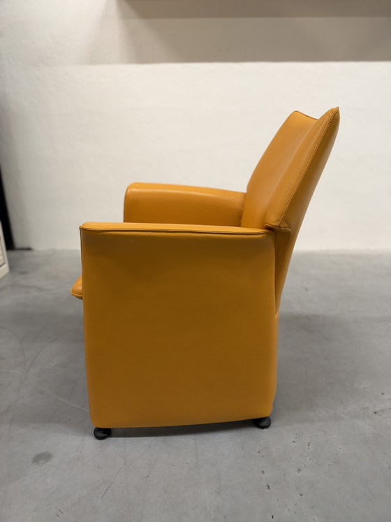 6 Chaises de salle à manger Leolux Tamarinde, état neuf, jaune, Cuir (photo 8 sur 9)