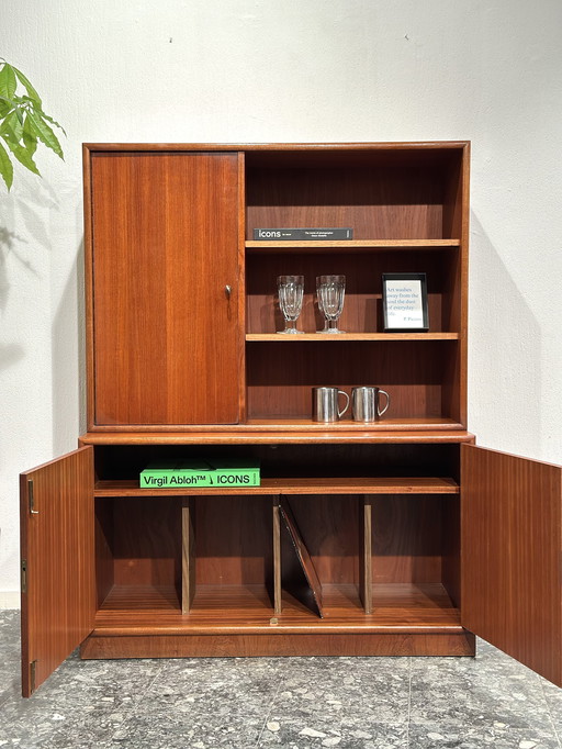 Minimalistischer Vintage-Wandschrank aus Teakholz