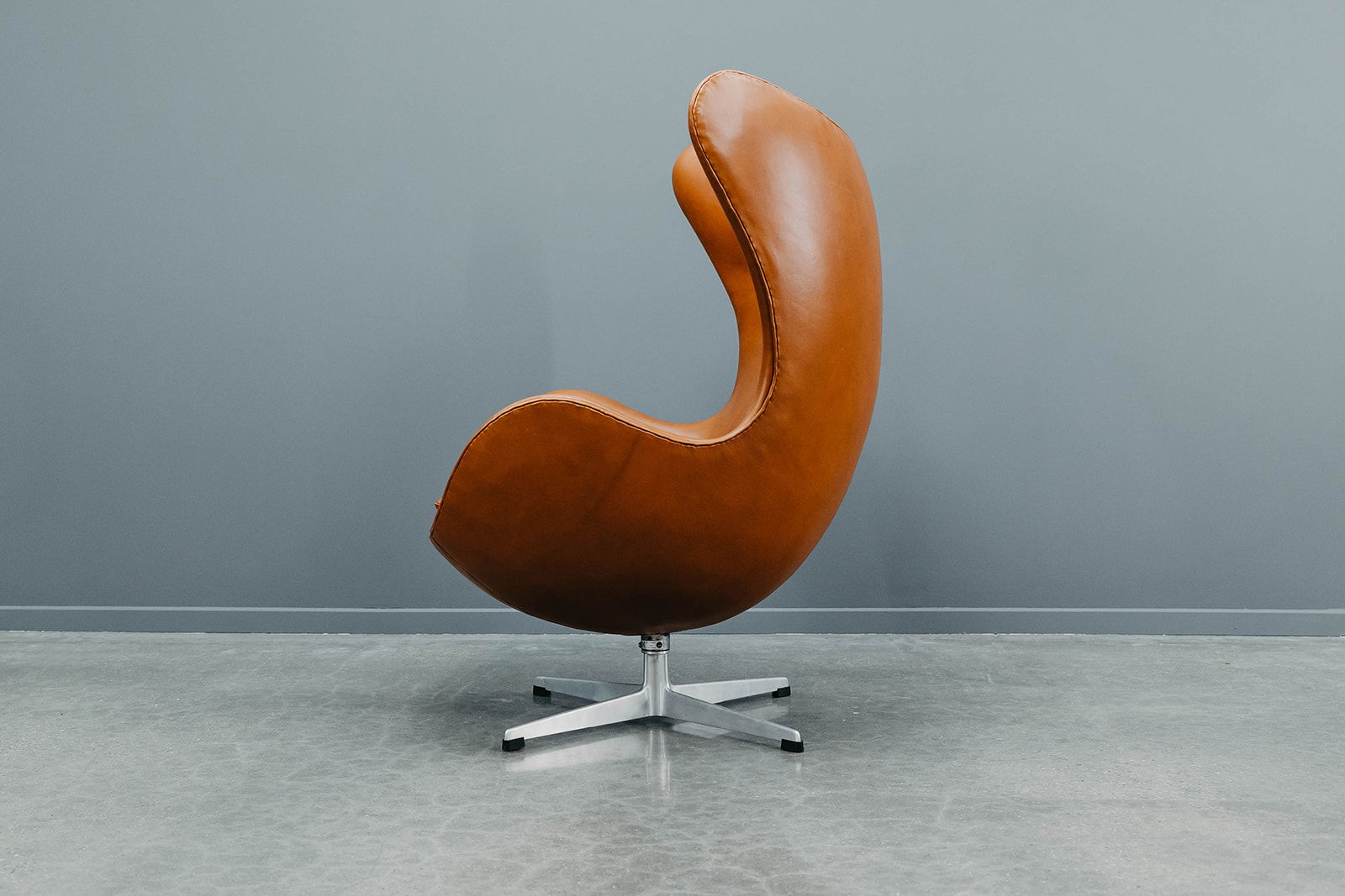 Fritz hansen egg deals chair