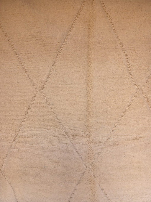 Crème op crème Beni Ourain-kleed 255 x 161 cm