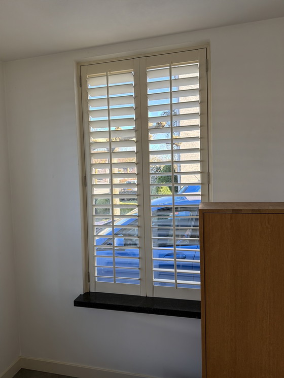 Image 1 of Shutters cremekleurig