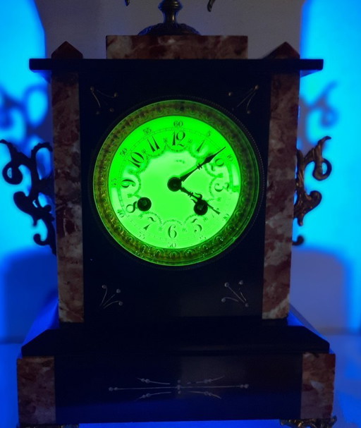 Napoleon III clock, uranium enamel dial