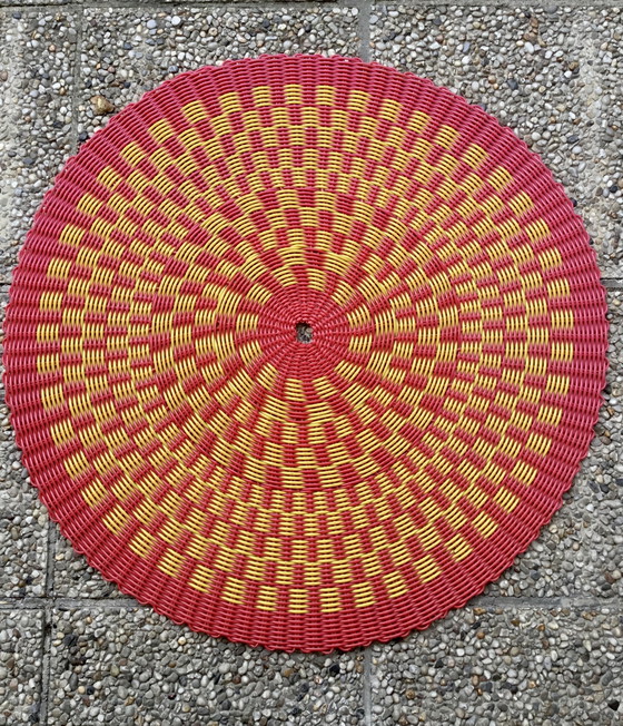 Image 1 of Vintage round Scoubidou rope rug - 100cm.