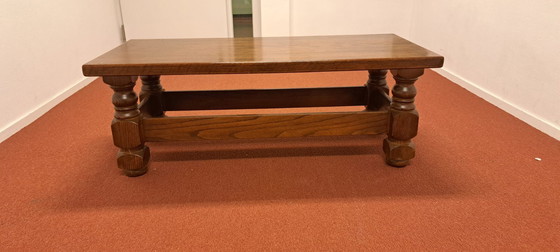Image 1 of Solid wood coffee table | Classic | Good condition