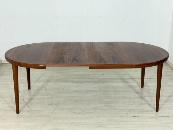 Danish Design Teak Round Dining Table - Extendable / Teak Dining Table / Mid Century Teak Table / – Wood (photo 10 of 18)
