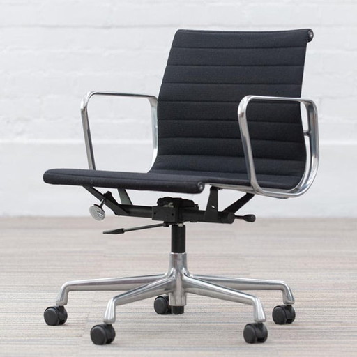 Vitra Ea117 Office Chair